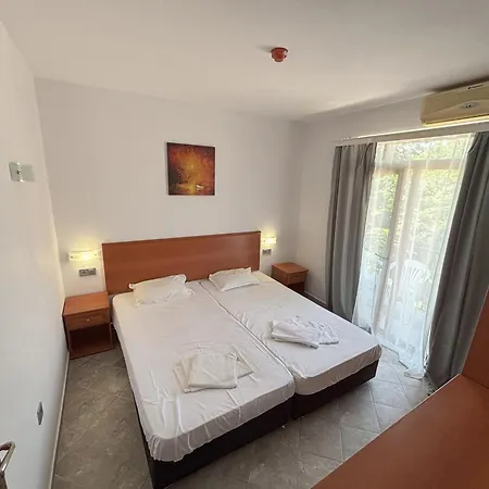 Hotel 415-2