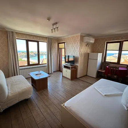 Family Hotel Radiana-3