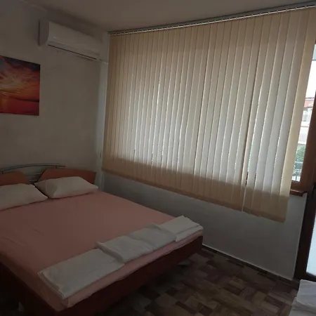 Guest House Zhelevа-3