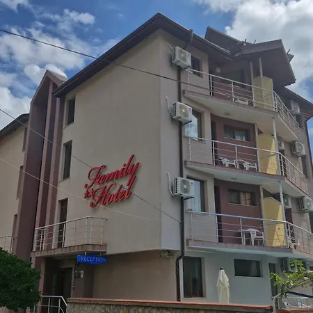 Family Hotel Favourite-2