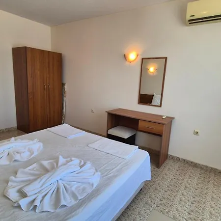 Sb Rentals Apartments In Royal Dreams Complex-3