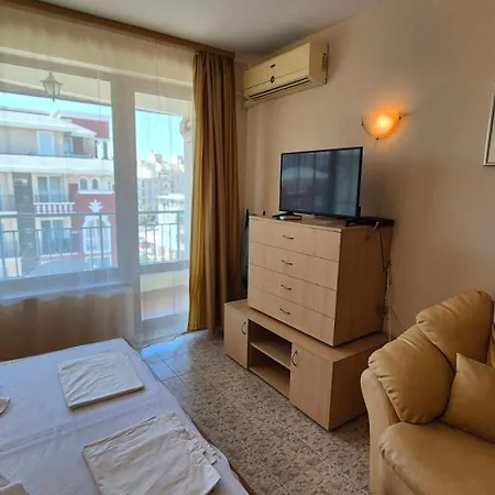 Sb Rentals Apartments In Royal Dreams Complex-2