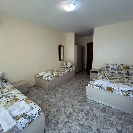 Guest Rooms Nia Elis Kiten-3
