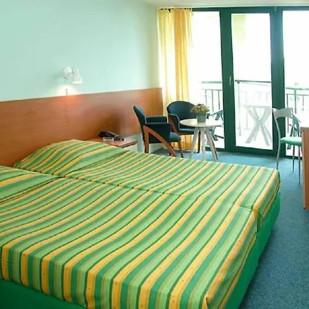 Apartment In Trakia Plaza-2
