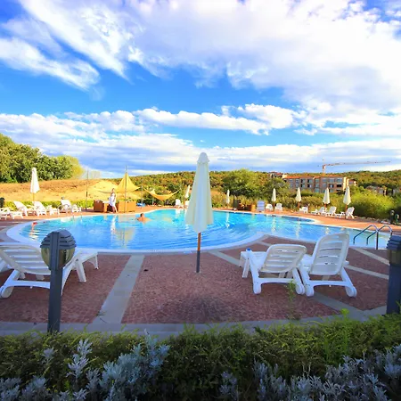Menada Sozopol Apartments-3