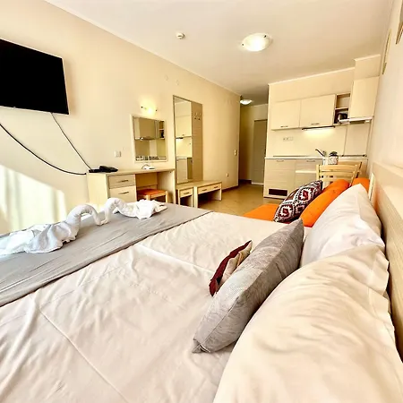 Menada Royal Sun Apartments-2