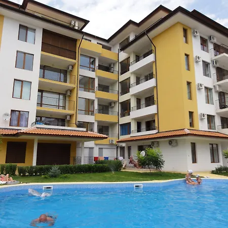 Menada Diamond Bay Apartments-3