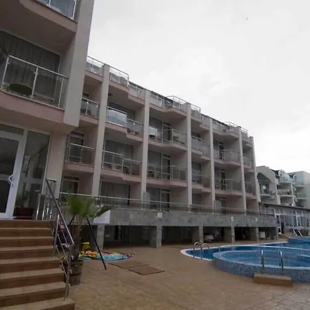 Tropics Hotel-3