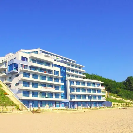 Aurora Apartments On The Beach-2