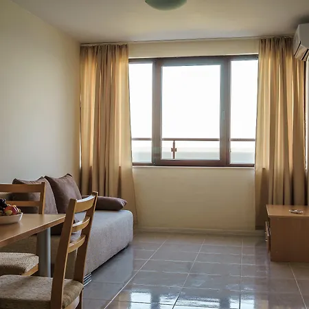 Moreto Seaside Aparthotel-2