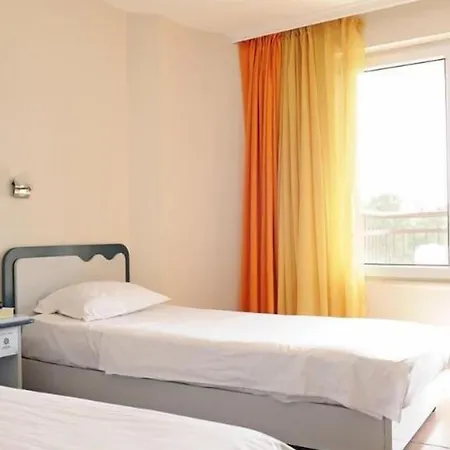 Hotel Iskar & Aquapark-2