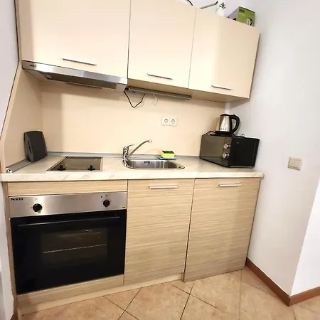 One Bedroom Guest Suite-3