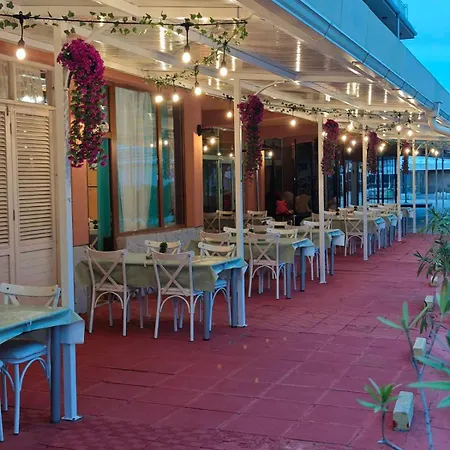 Largo Beach Hotel-3