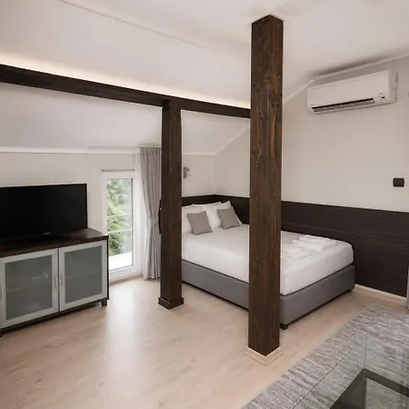 Hotel Briz - Free Parking-2