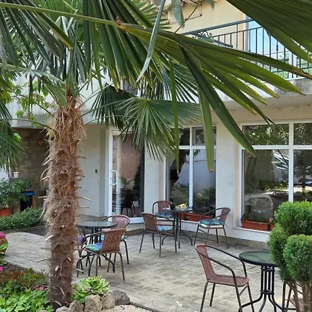 Family Нouse -Нotel Asai-2