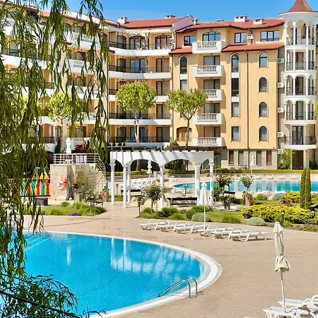 Royal Sun - Sunny Cove Apartment-2