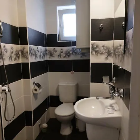 Guest House Diamandievi-3