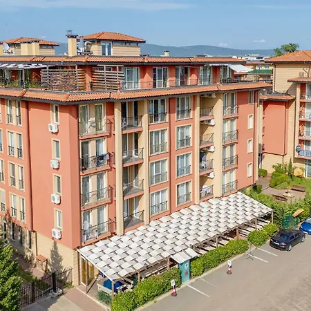 Sunny View Central Holiday Apartments-3