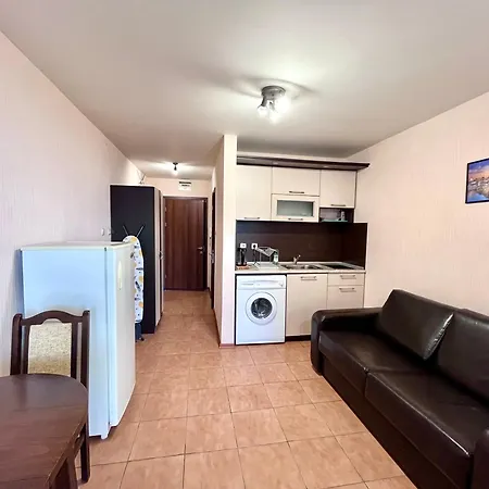 Vadim Apartments In Panorama Beach Vigo Nessebar-2