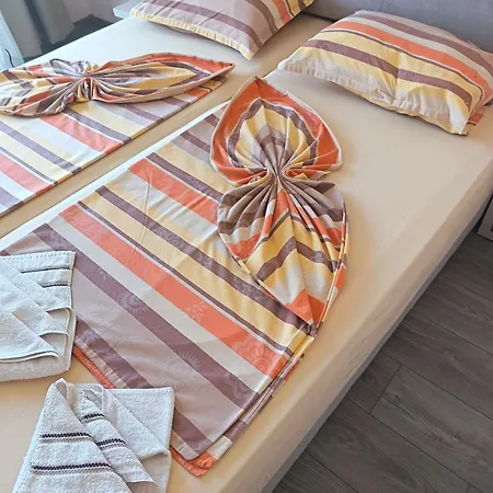 Fits Guest House-2