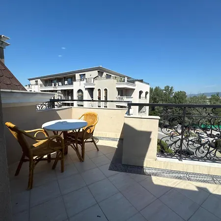Dawn Park Deluxe-2