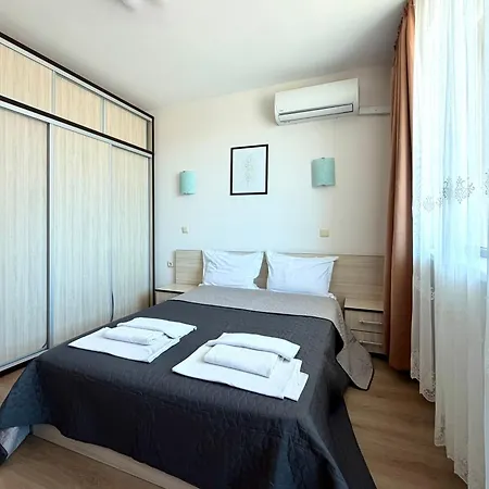 Evi Apartments 2-2