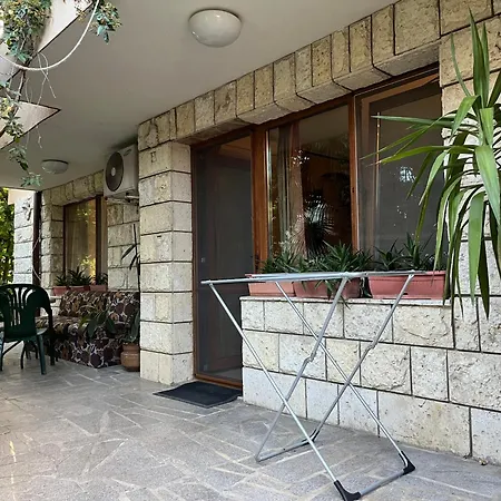 Paunovi Guest House-3