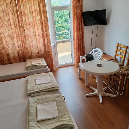 Zlatevi Guest House-3