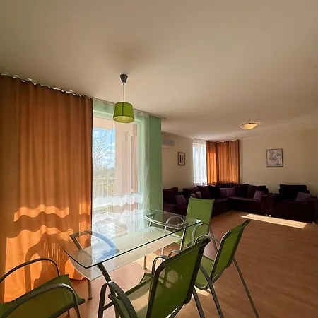 Bratanov Sunny Beach Fort Noks Apartment-3