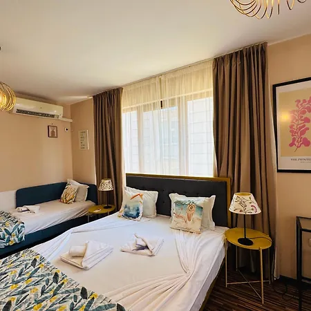 DESI HOUSE 302 A Large Cozi Studio Nesebar-2