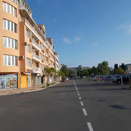 Apartamenti Zhelezovi-2