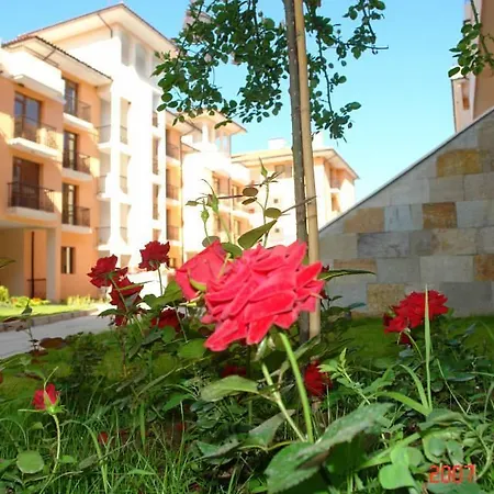 Gardenia Apartments-3