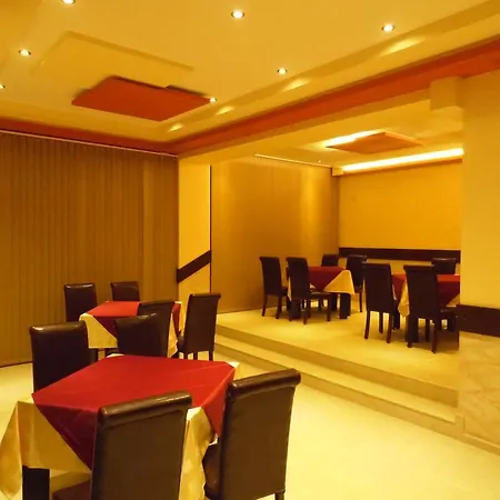 Hotel Amigos-2