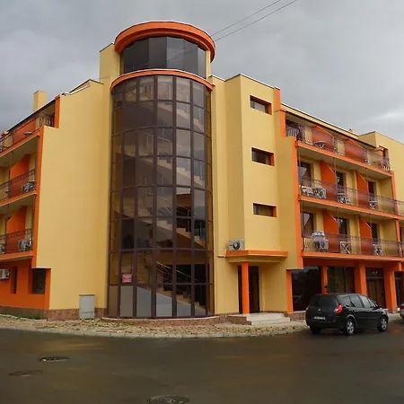 Hotel Amigos-3