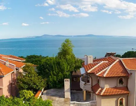Apartment Sea View-3