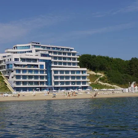 Aurora Apartments On The Beach-3