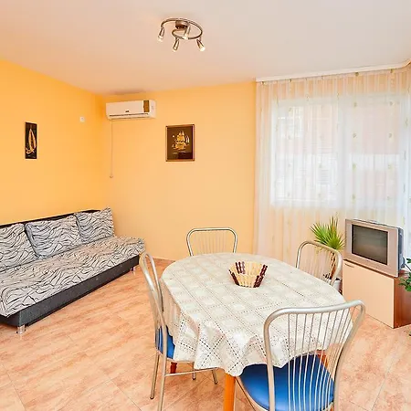 Guest House Nadin-3