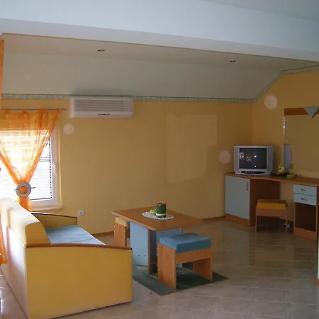 Dari Guest Rooms Стаи За Гости Дари-3