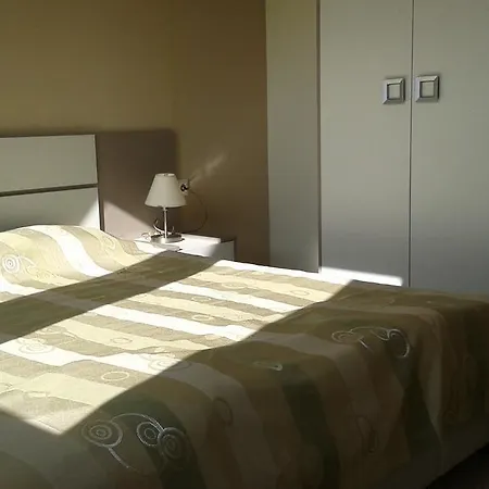 Summer Breeze Apartments-2