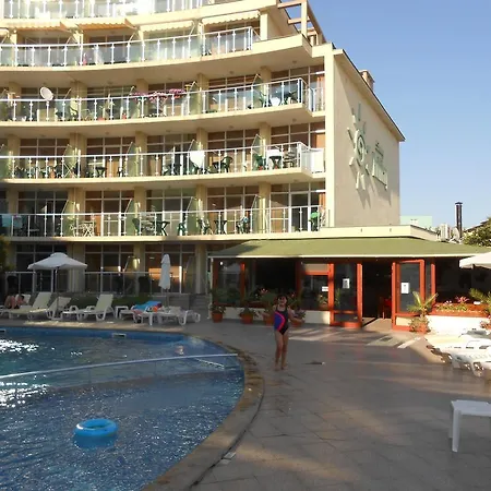 Tomi Family Apartments-3