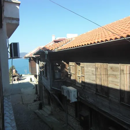 Guest House Antoaneta-3