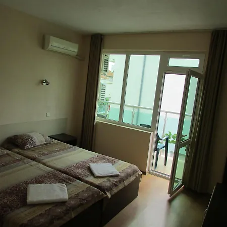 Emerald Hotel-2