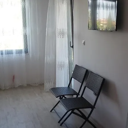 Zdravko Guest House-2