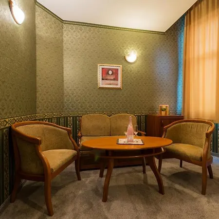 Family Hotel Chiplakoff-2