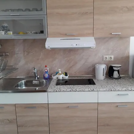 Mavrova Guest House-2