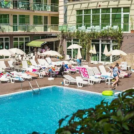 Clara Hotel-2
