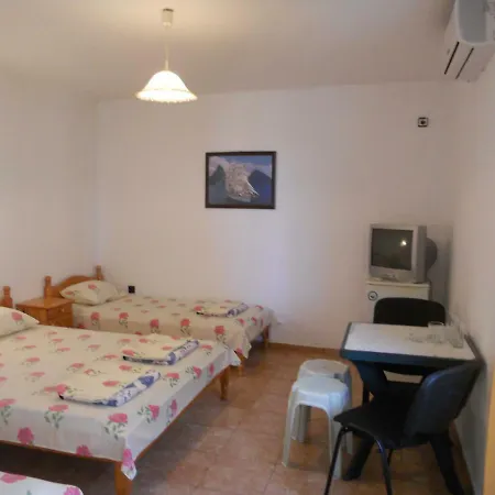 Guest House "Tania"-3
