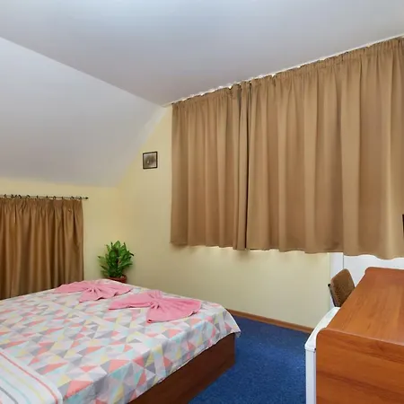 Guest House Plechkarovi-3