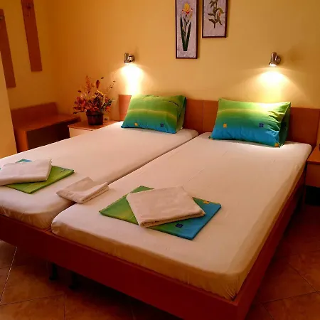 Family Hotel Rosi-3
