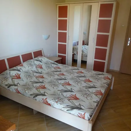 Golden Dreams , Appartements Mira-2